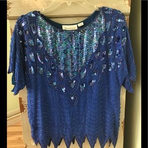 Ladies top/Dominique